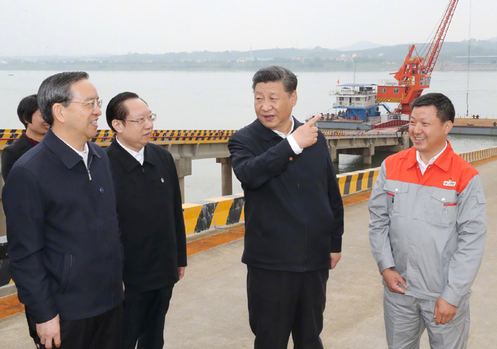 习近平：大国重器必须掌握在我们自己手里