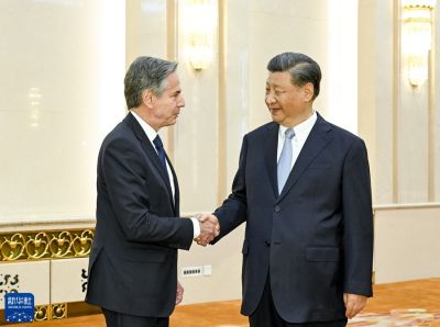  习近平会见美国国务卿布林肯